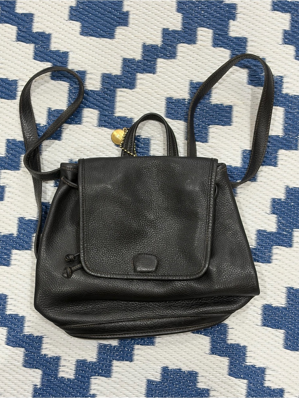 Vintage Coach Black Leather Cinch Backpack Gold Hardware Leather Strap